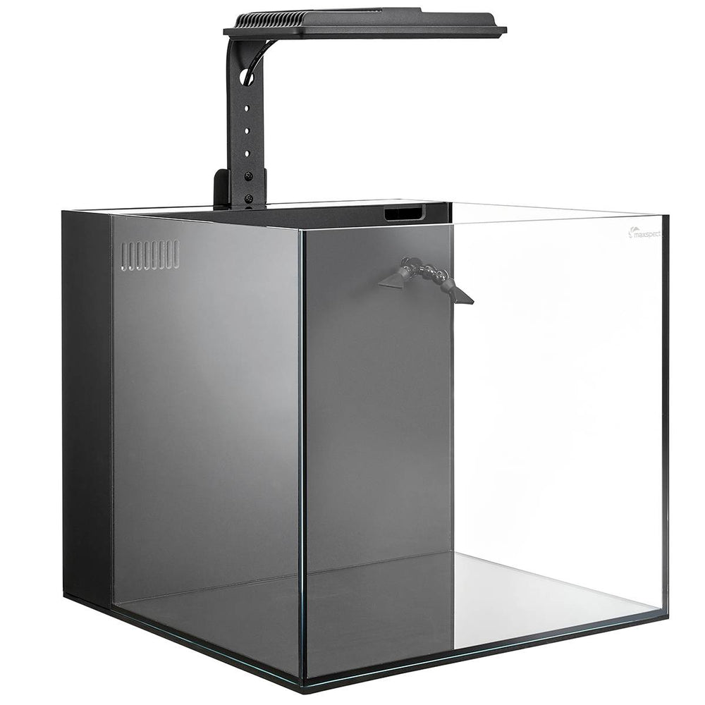 <strong>Aquariums & Sumps</strong>